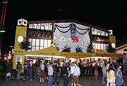 "Zum Stiftl" - Das Wienerwald Zelt (Foto: Martin Schmitz)